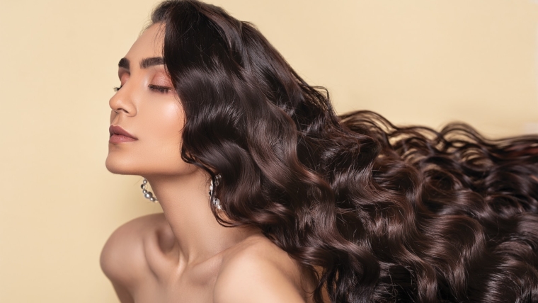 How to Choose the Right Feminine Hairstyle for Your Face Shape 1 topless woman with eyes closed