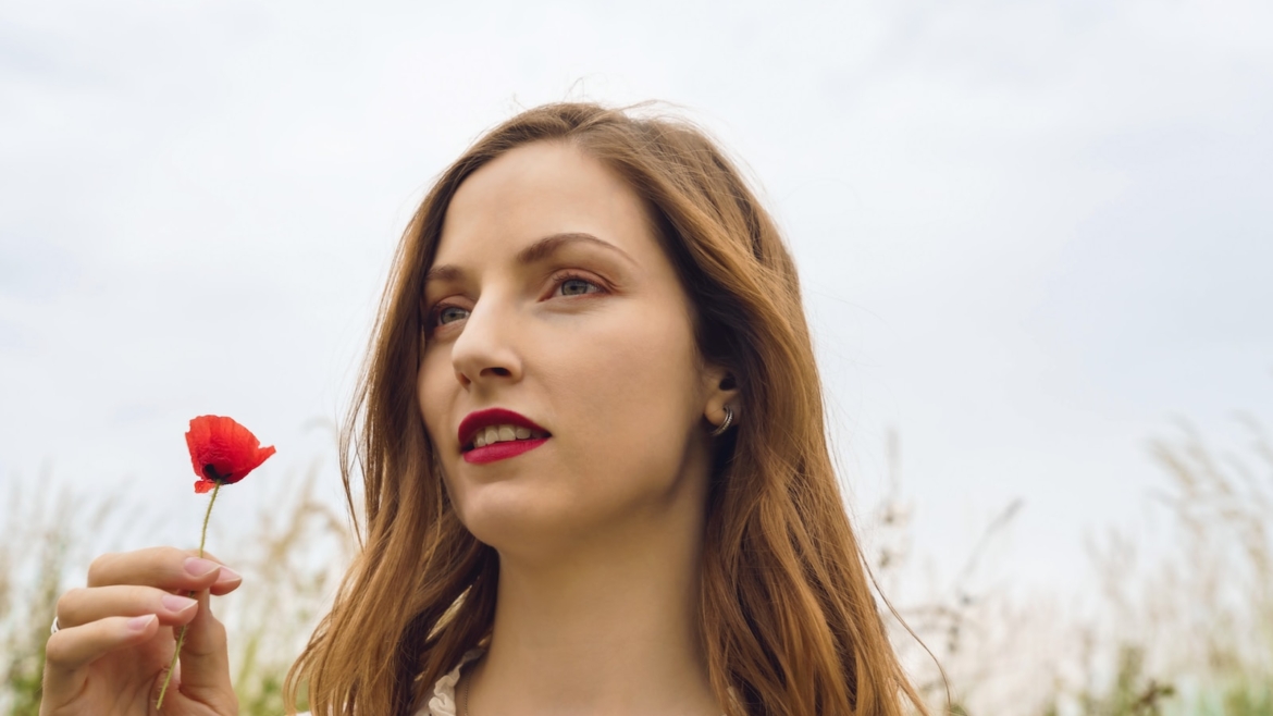 how-to-make-a-masculine-face-look-feminine-feminizator