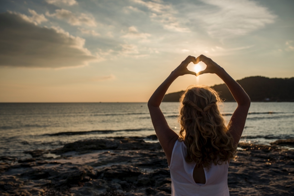 Skin Changes After Hormone Therapy: What Should Trans Women Pay Attention To? 2 Love Yourself 1