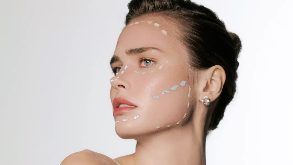 عصر التألق الأنثوي المتحول: أسرار الجمال في عملية التحول الجنسي facelift plastic surgery